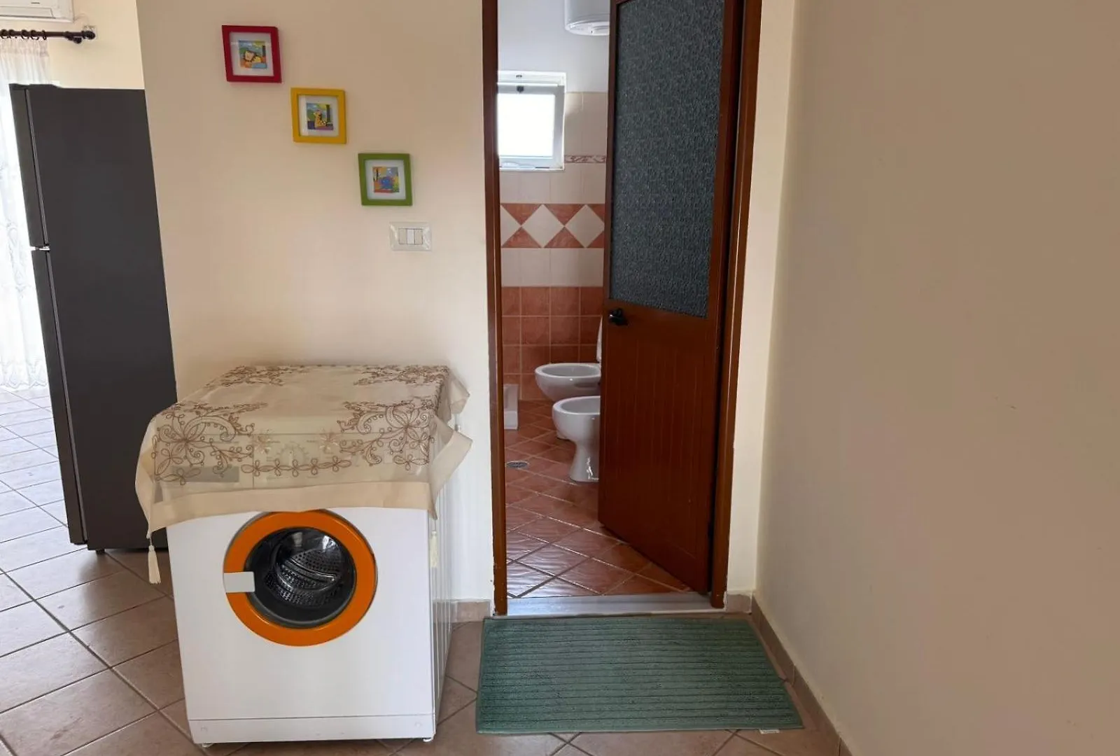 Dine Apartment Sarandë
